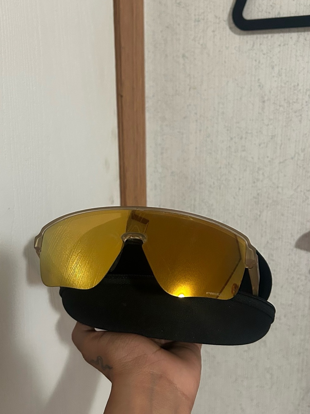 Men's Sports Sunglasses Oakley - Gold Mirror Lens